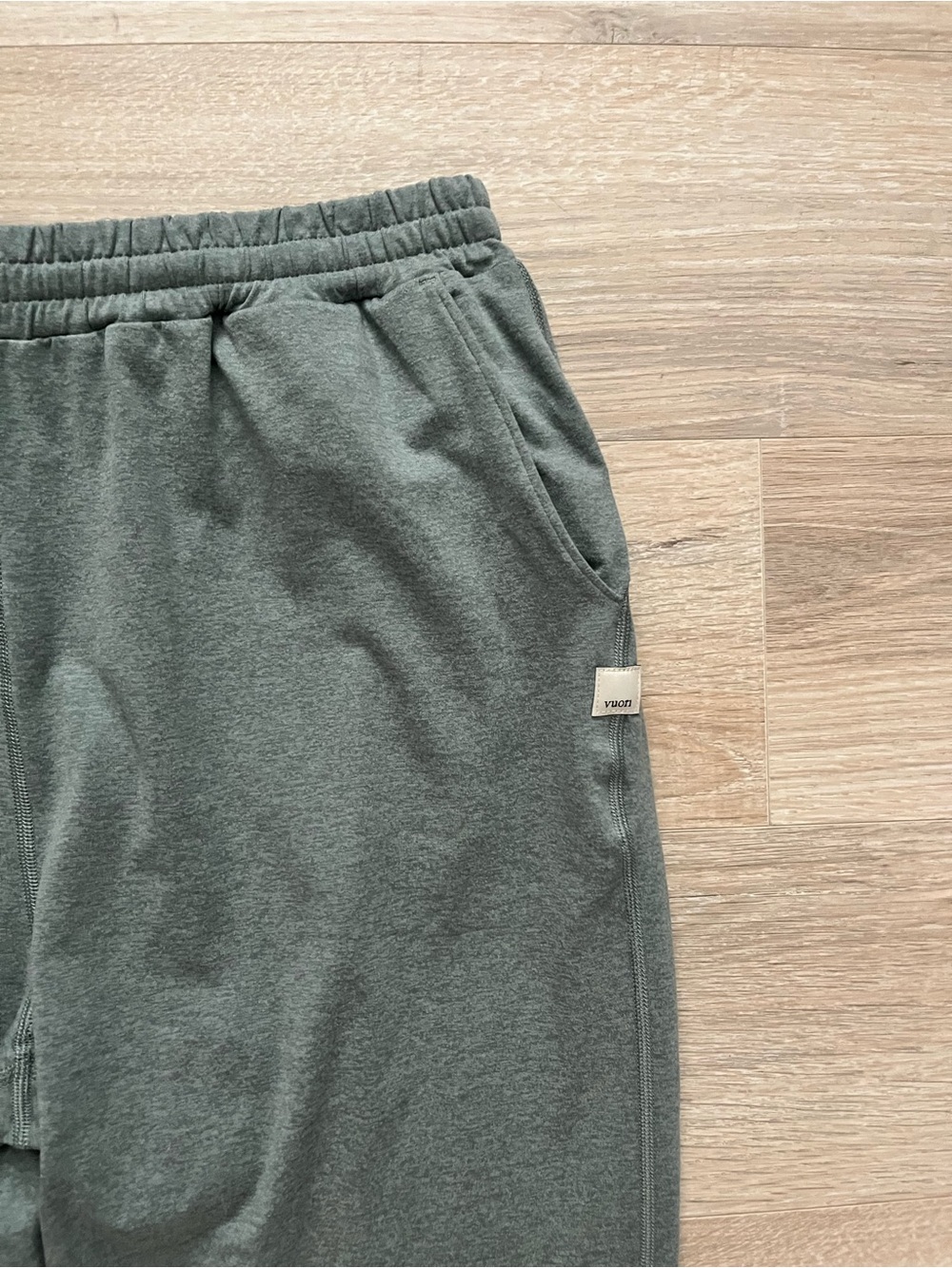 Vuori Women’s Boyfriend Sweatpant Light Blue Green - Size Medium - Picture 2 of 5
